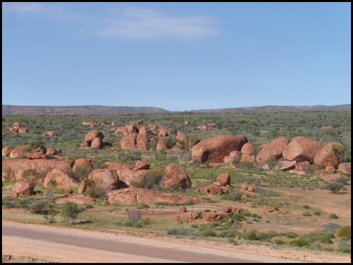 Devil's Marbles, Australie, Outback