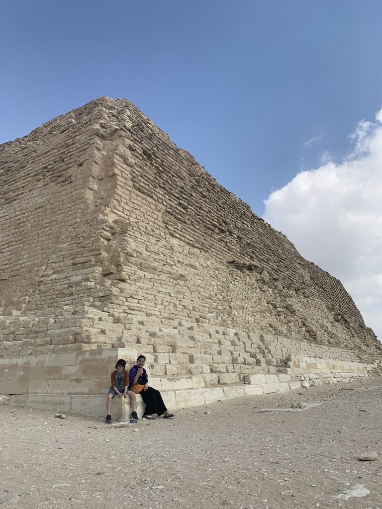 Visiter les pyramides d'Égypte avec des enfants